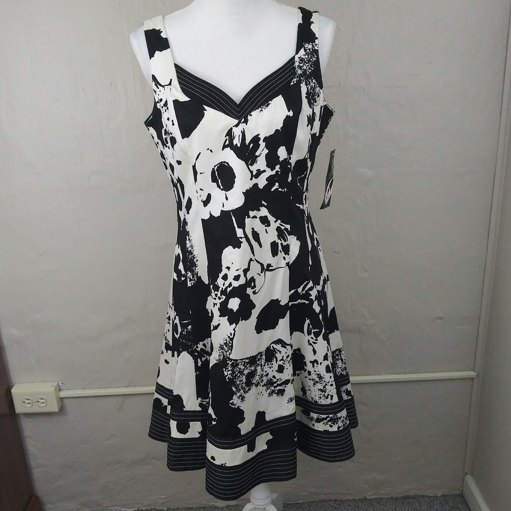 Nine West Black White Floral A-Line Flare Dress